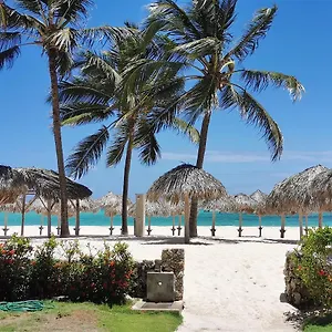 https://beach-house-pina-colada-ocean-view.comcaribbean.com